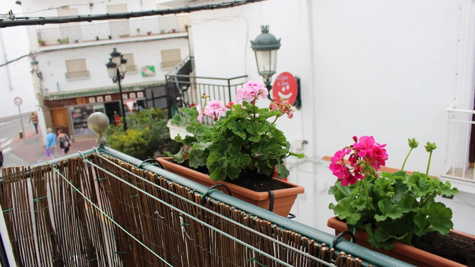 Gemuetliche Ferienwohnung Im Herzen Von Nerja Spain